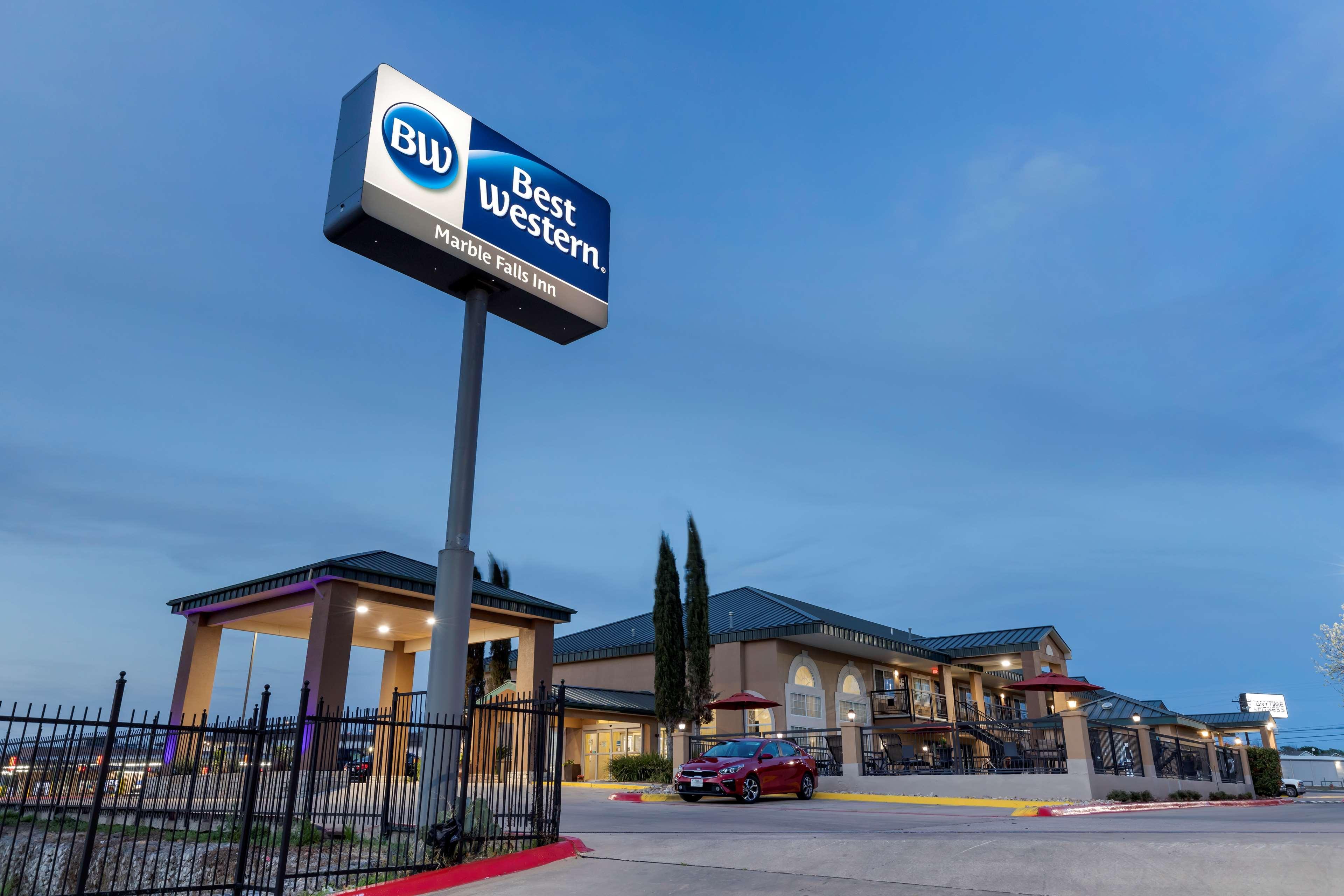 Best Western Marble Falls Inn Buitenkant foto